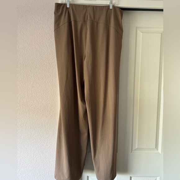 Old Navy Tan High Waisted Power Soft Wide Leg Pants, size XL - Picture 3 of 3